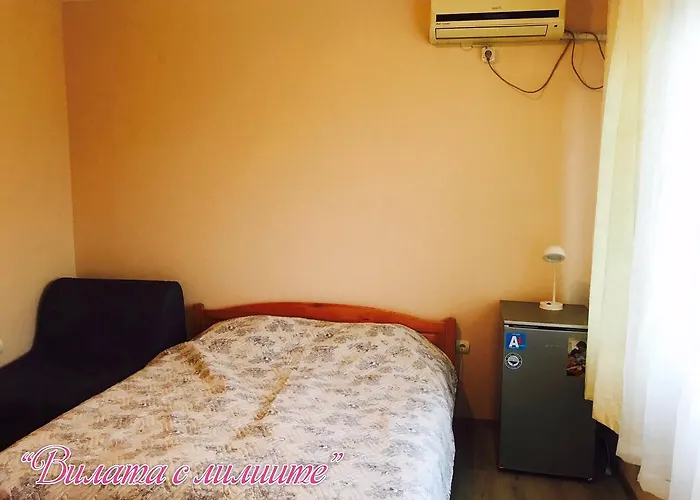 Nymphea Water Lily Къща за гости 3*